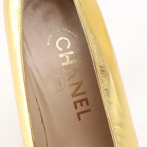 Chanel Gold Pumps Sz 8 (Sz 39) - Picture 4 of 6